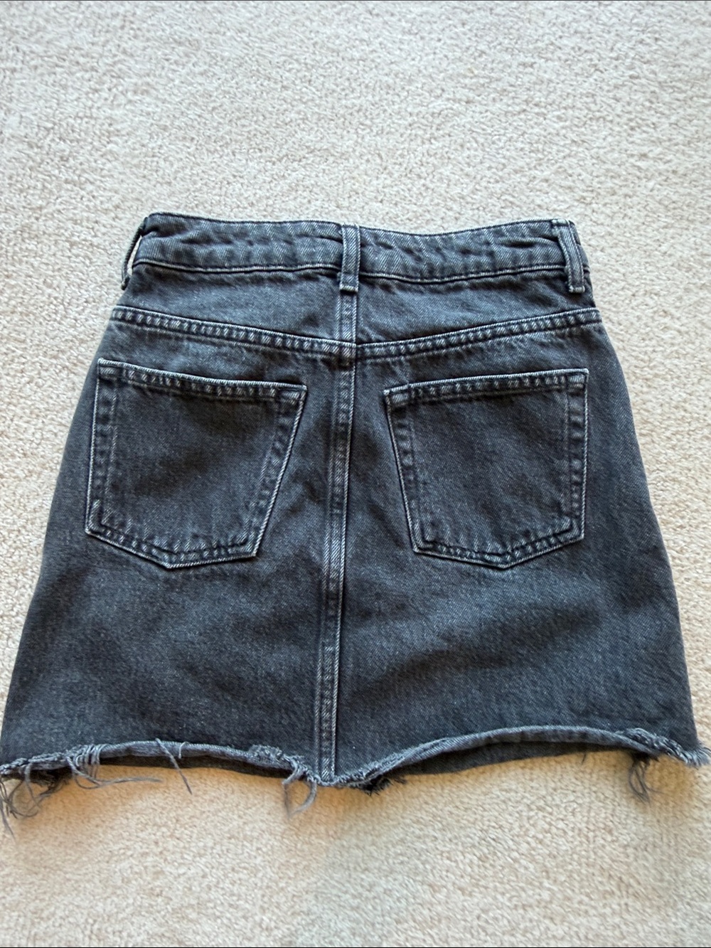 Topshop Charcoal Black Denim Mini Skirt with Raw Hem - Picture 4 of 6